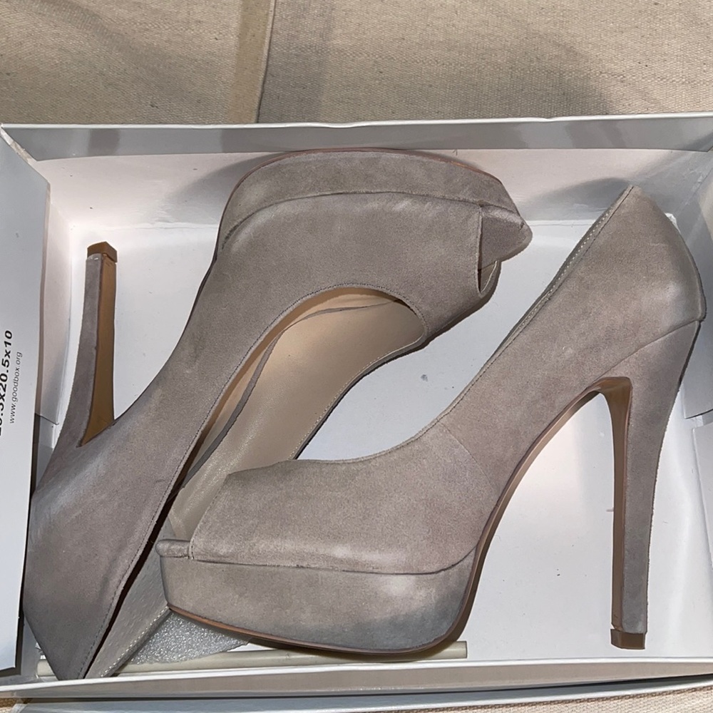 Women’s Designer Shoes